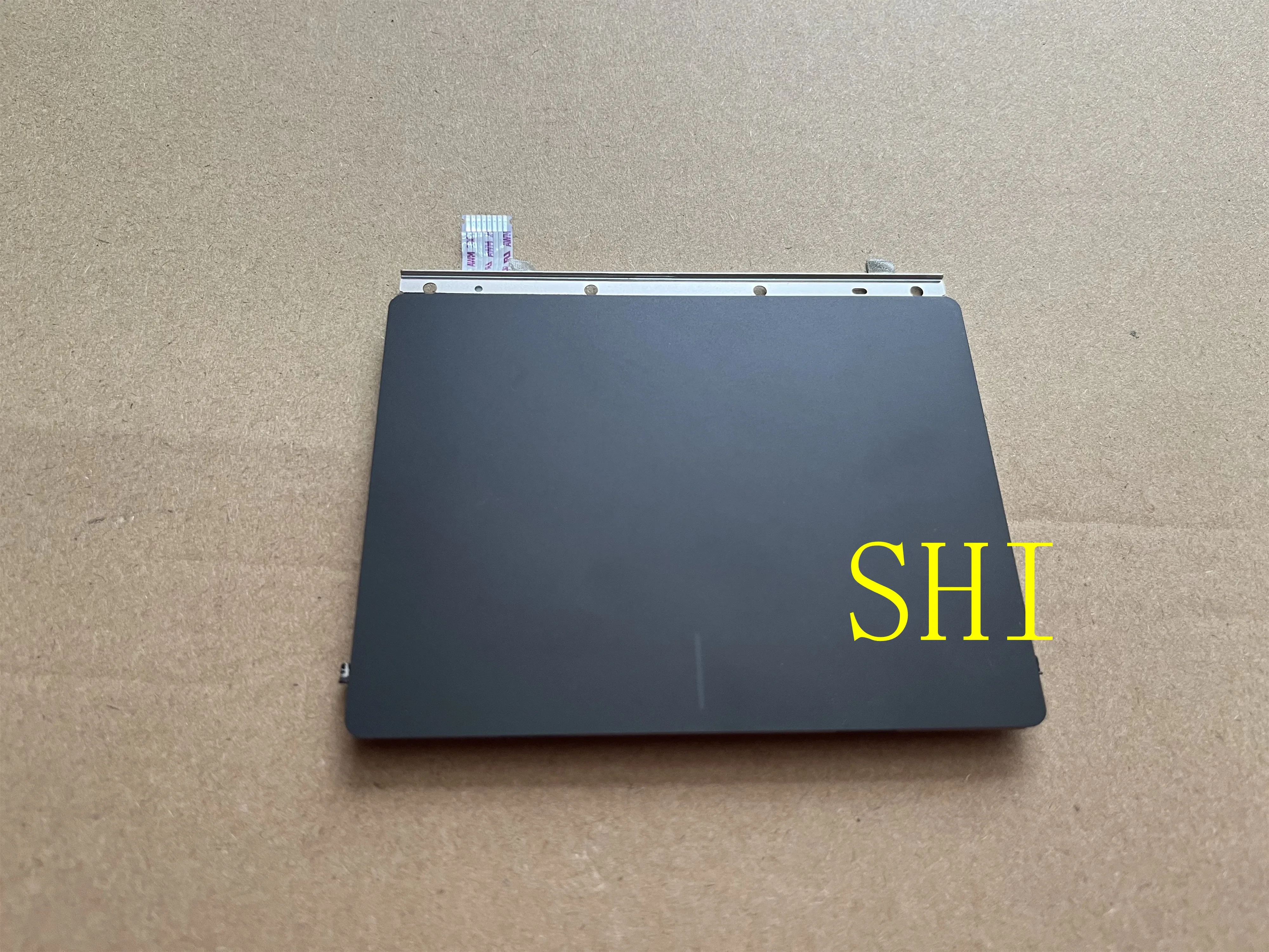 0PHKDW Used FOR laptop touchpad mouse board with cable FOR DELL INSPIRON 15-5584 15 5584 PHKDW 100% Test ok free shipping
0PHKDW Used FOR laptop touchpad mouse board with cable FOR DELL INSPIRON 15-5584 15 5584 PHKDW 100% Test ok free shipping