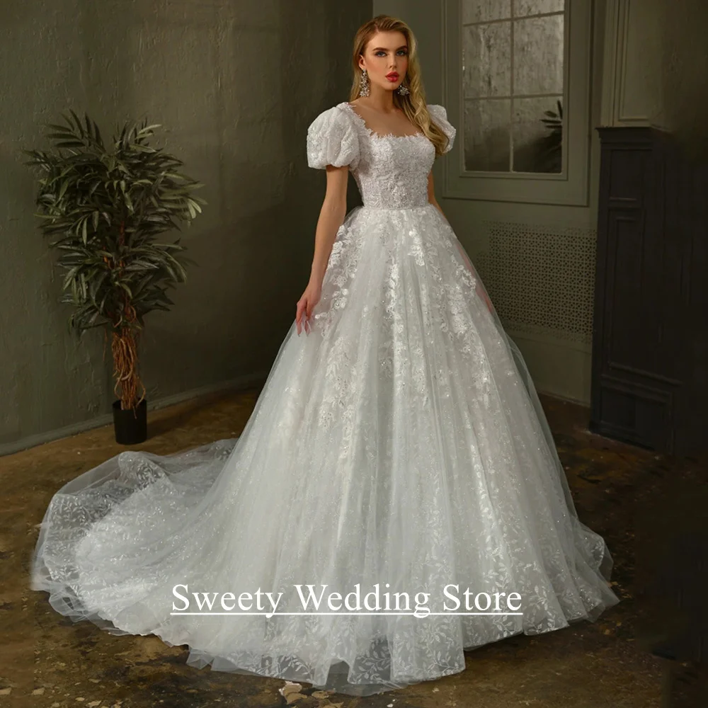 Exquisite Princess Wedding Dress Robe De Mariee Customized Short Sleeves Square Neck Lace Applique Bride Bridal Gown
Exquisite Princess Wedding Dress Robe De Mariee Customized Short Sleeves Square Neck Lace Applique Bride Bridal Gown