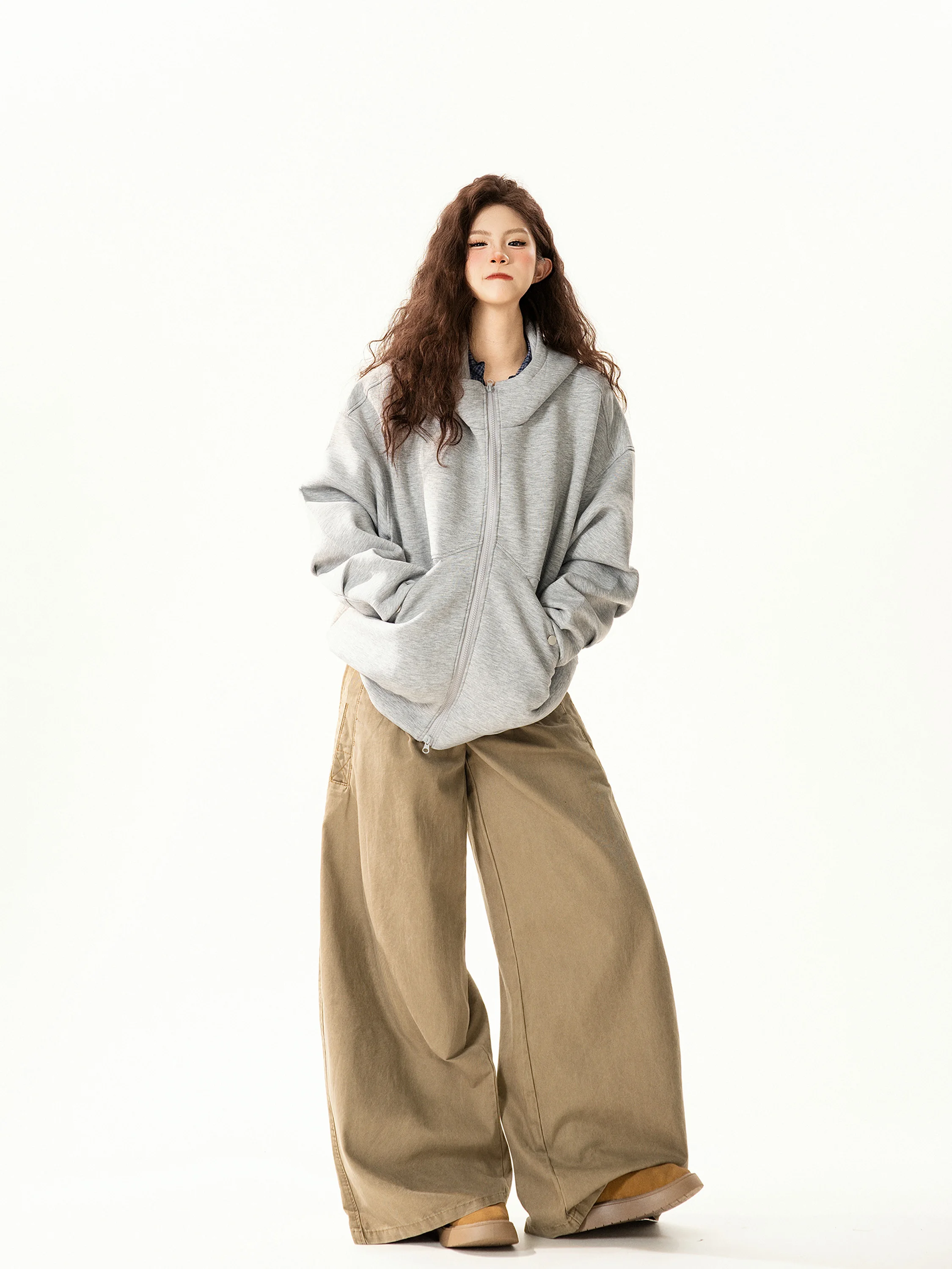 Американский ретро-кардиган с деконструированным дизайном, женский, весенний, новый, свободный, повседневный, универсальный, верхняя одежда
Американский ретро-кардиган с деконструированным дизайном, женский, весенний, новый, свободный, повседневный, универсальный, верхняя одежда