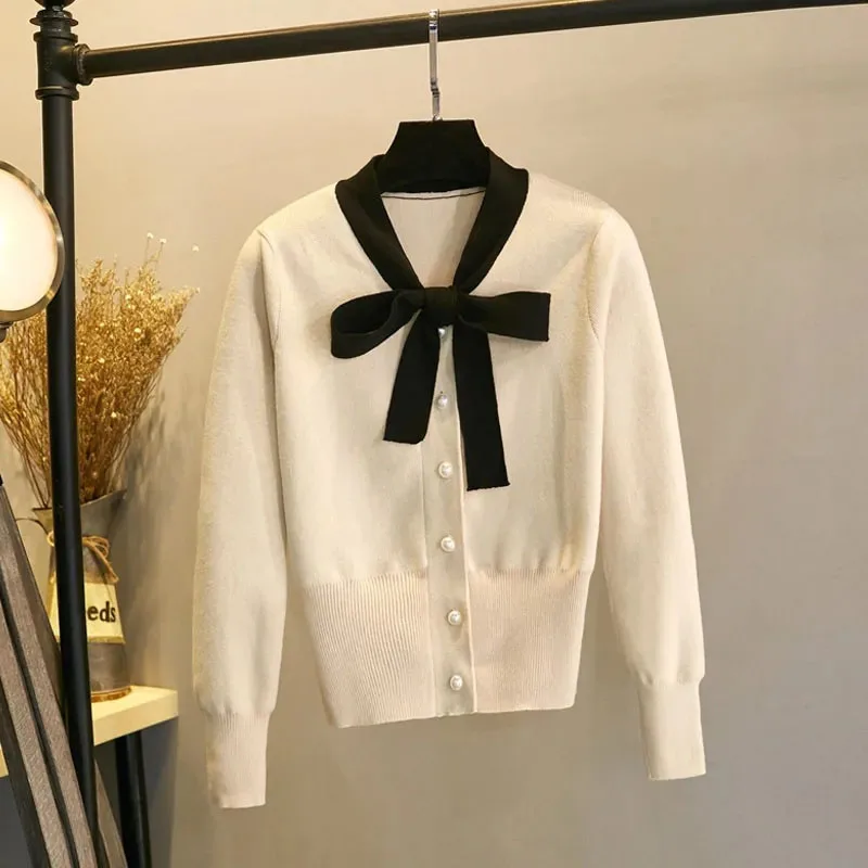 New 2025 Spring Autumn Cardigan Sweater Women's Knitwear Coat Short Korean Version Slim Bow Single Breasted Jacket Top Female
New 2025 Spring Autumn Cardigan Sweater Women's Knitwear Coat Short Korean Version Slim Bow Single Breasted Jacket Top Female