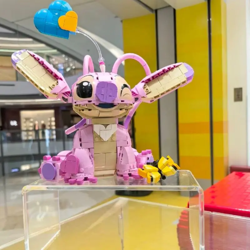 Новые строительные блоки Stitch Angel CP 2025 — большие игрушки из мультфильмов с движущимися ушками, детский подарок в сборе для мальчиков и девочек на день рождения
Новые строительные блоки Stitch Angel CP 2025 — большие игрушки из мультфильмов с движущимися ушками, детский подарок в сборе для мальчиков и девочек на день рождения