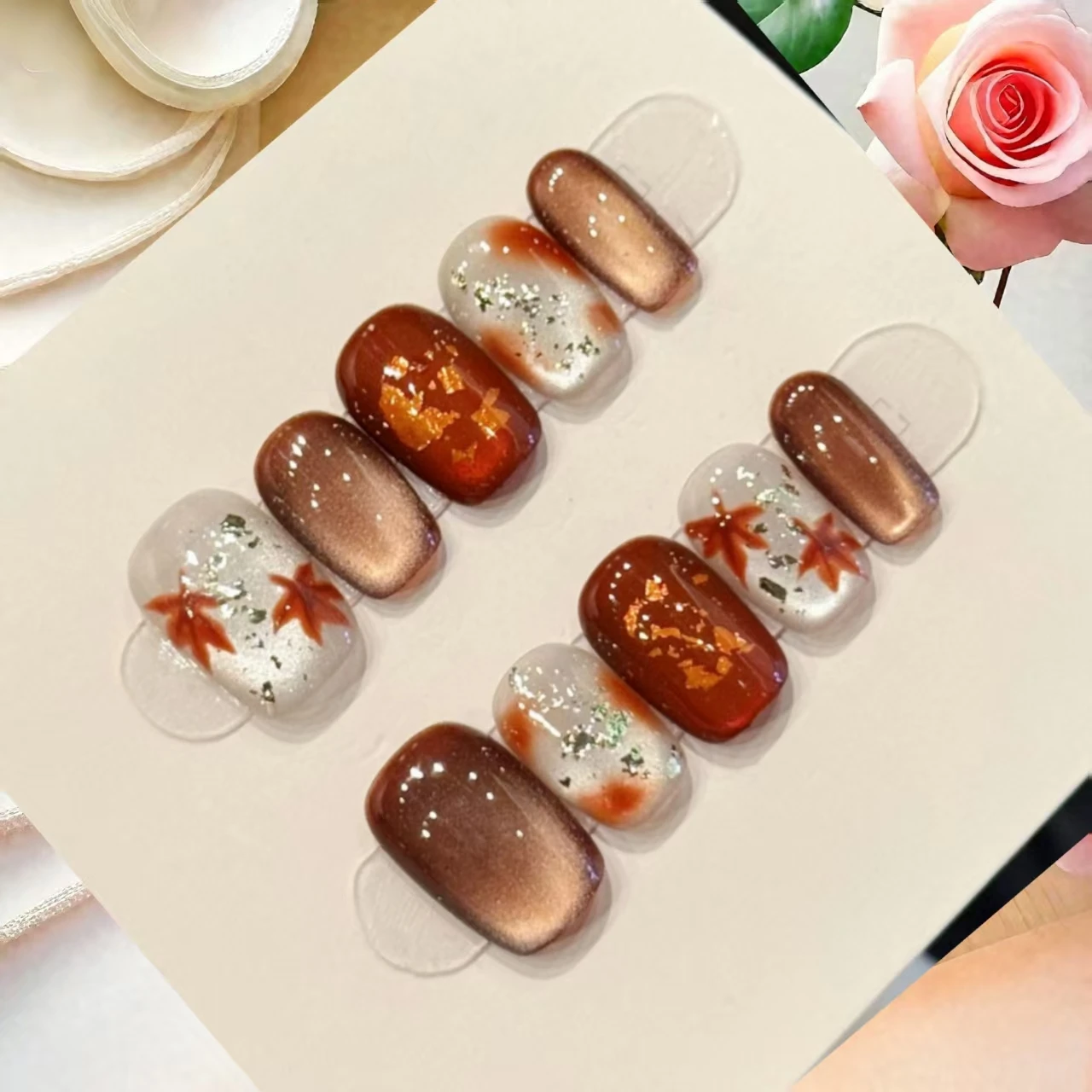 10 шт., осенне-зимние накладные ногти, короткие миндалевидные осенние кленовые листья, глянцевый омбре, кошачий глаз, пресс на ногтях, модный дизайн Malard с 4 шт.
10 шт., осенне-зимние накладные ногти, короткие миндалевидные осенние кленовые листья, глянцевый омбре, кошачий глаз, пресс на ногтях, модный дизайн Malard с 4 шт.