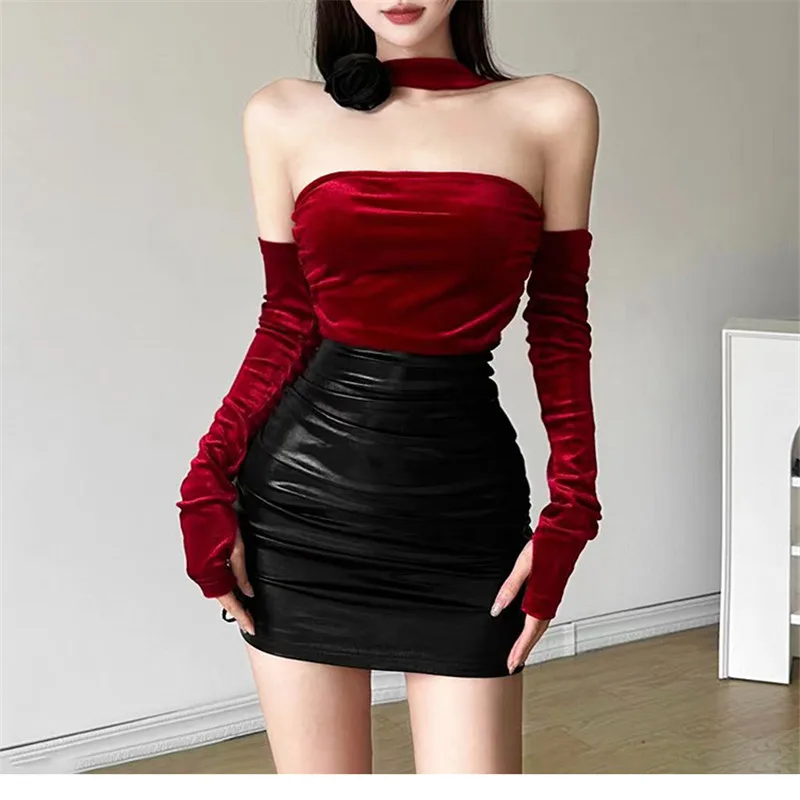 Small Girl Strapless Sexy Halter PU Leather Patchwork Mini Party Dress Women New 2025 Summer Fashion Color Contrast Pencil Dress
Small Girl Strapless Sexy Halter PU Leather Patchwork Mini Party Dress Women New 2025 Summer Fashion Color Contrast Pencil Dress