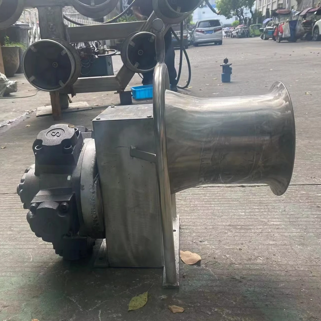 Five Star Motor Big Power Fishing Boat Windlass Netting Machine Can Be Customized
Five Star Motor Big Power Fishing Boat Windlass Netting Machine Can Be Customized