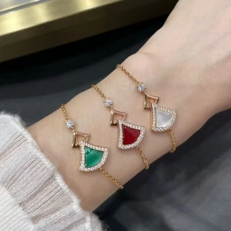 Fan Shape Pendant Link Bracelet For Women Colorful Shell & Stone Inlaid Dainty Adjustable Chain Elegant Daily Jewelry Gift
Fan Shape Pendant Link Bracelet For Women Colorful Shell & Stone Inlaid Dainty Adjustable Chain Elegant Daily Jewelry Gift