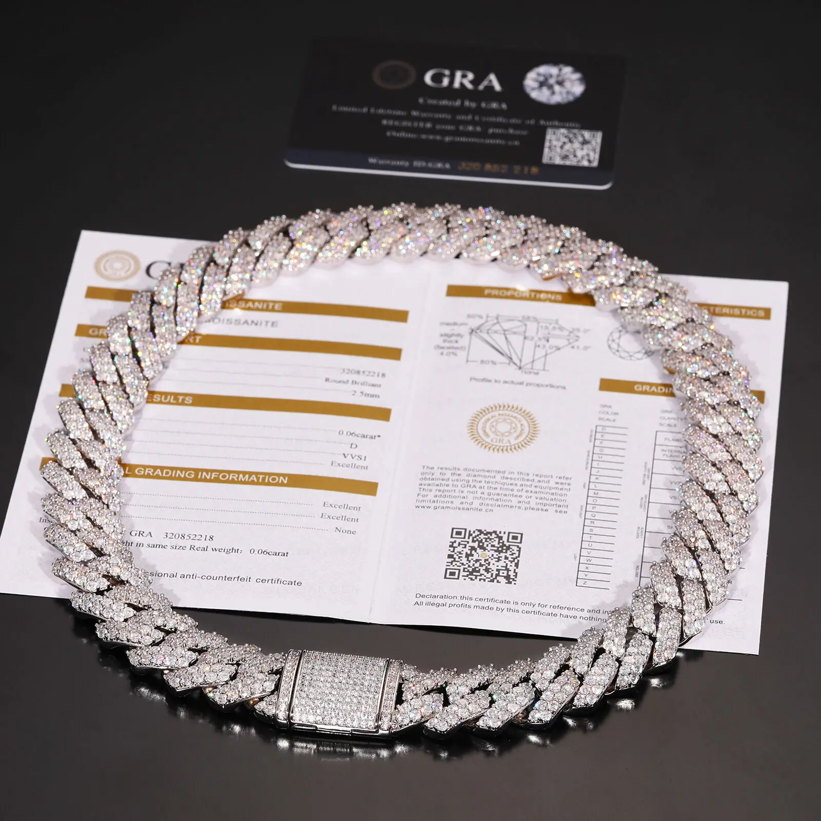 Luxury Cubana Fine Jewelry 20 mm 925 Sterling Silver Gold Plated Custom Moissanite Iced Out Miami Cuban Link Chain Necklace
Luxury Cubana Fine Jewelry 20 mm 925 Sterling Silver Gold Plated Custom Moissanite Iced Out Miami Cuban Link Chain Necklace