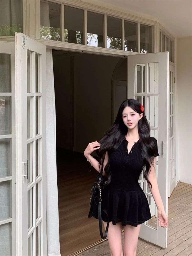 Серое платье с короткими рукавами и лацканами, женское платье в корейском стиле с тонкой талией, лоскутное мини-платье трапециевидной формы, летние милые повседневные платья
Серое платье с короткими рукавами и лацканами, женское платье в корейском стиле с тонкой талией, лоскутное мини-платье трапециевидной формы, летние милые повседневные платья