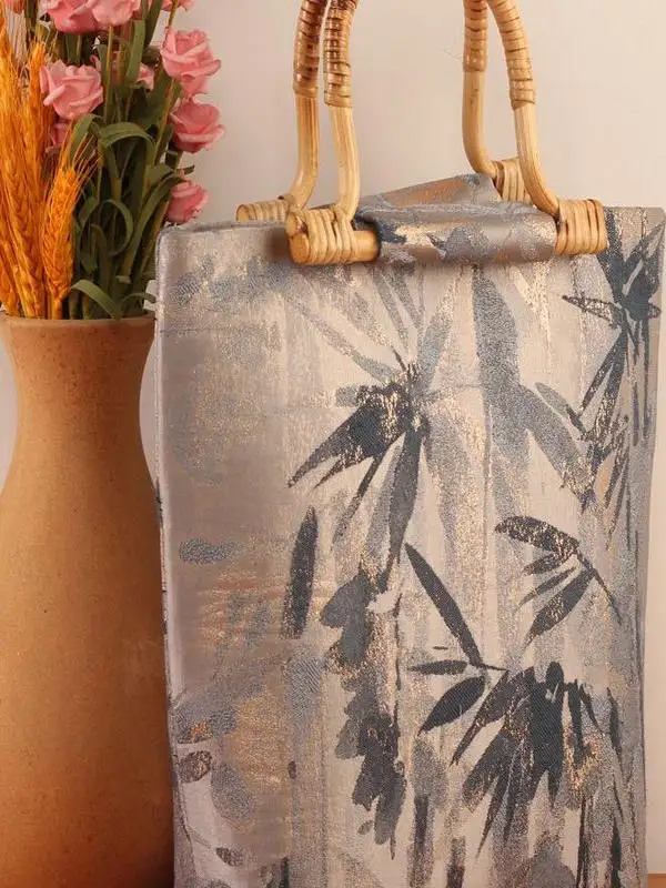 New Chinese Sle Handmade Song Jin Small Vine Wood Bag DIY Material Kit for Hanfu Ancient Sle Sewing Kit from Zhejiang
New Chinese Sle Handmade Song Jin Small Vine Wood Bag DIY Material Kit for Hanfu Ancient Sle Sewing Kit from Zhejiang