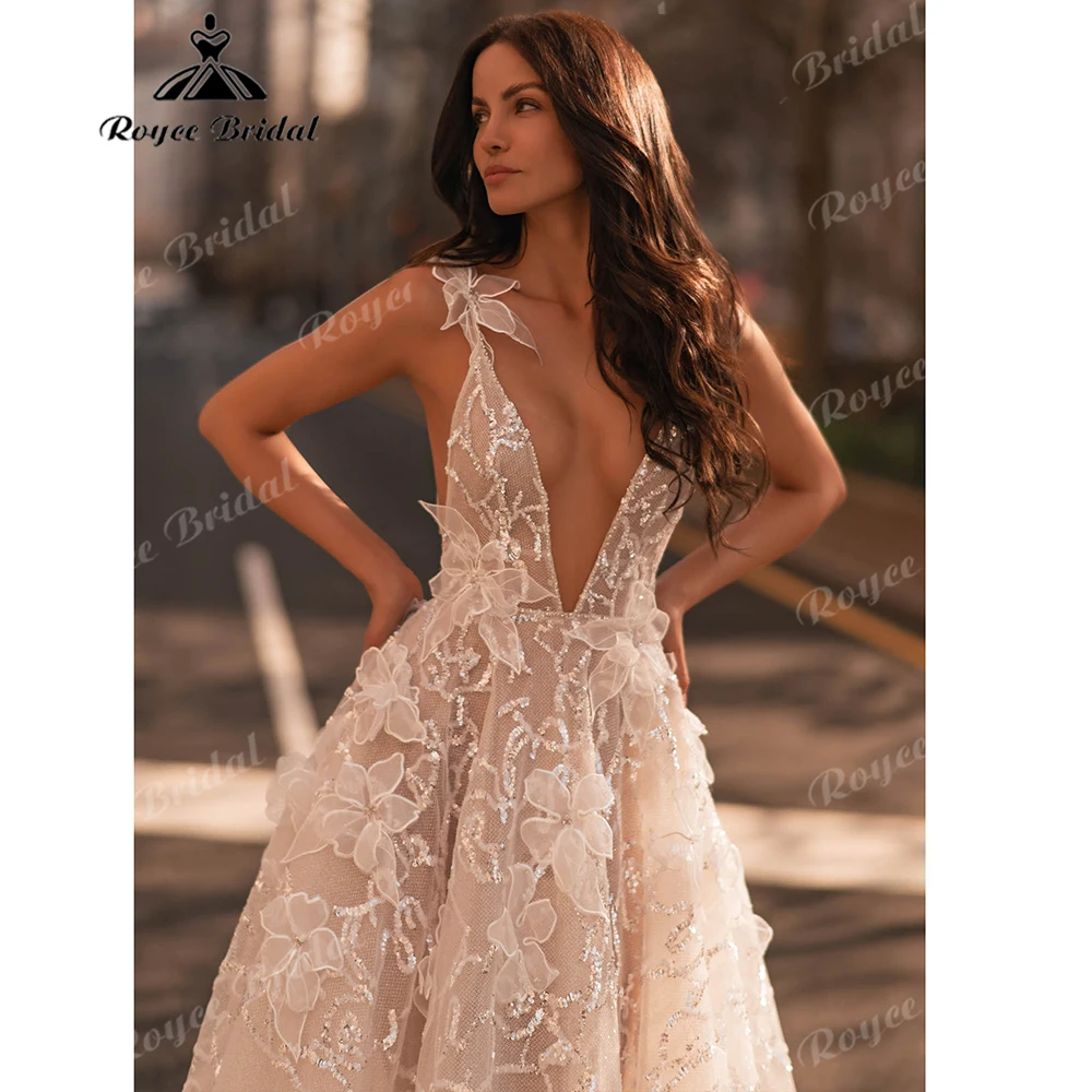 2027 Spaghetti Strap Sequin Tulle Wedding Dress with 3D Flower Appliqué Deep V A-Line Bridal Gown Customized
2027 Spaghetti Strap Sequin Tulle Wedding Dress with 3D Flower Appliqué Deep V A-Line Bridal Gown Customized