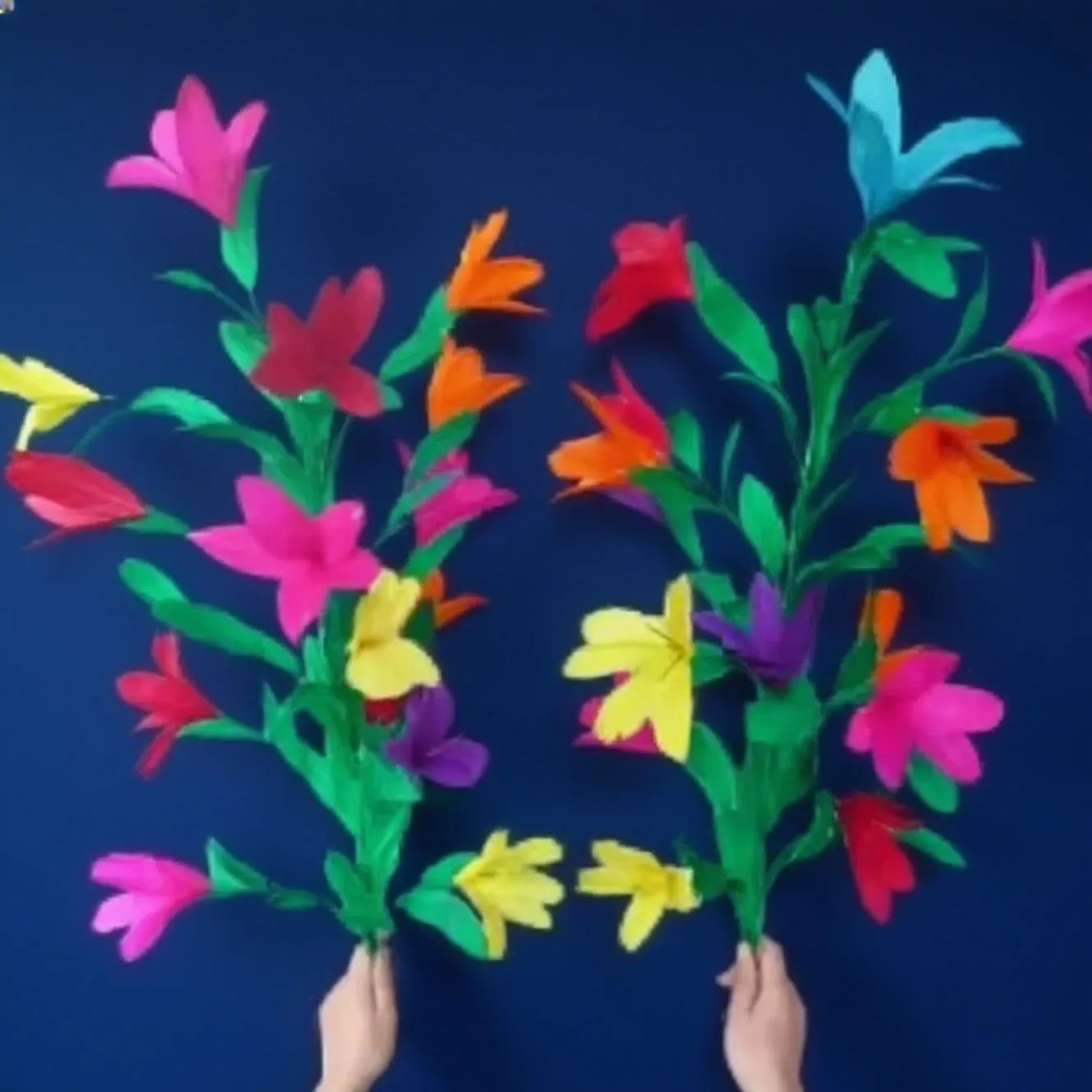 Silver Vanishing Wand Magic Tricks Cane Into Two Bunches of Flowers For Magician Stage Magia Magician Props
Silver Vanishing Wand Magic Tricks Cane Into Two Bunches of Flowers For Magician Stage Magia Magician Props