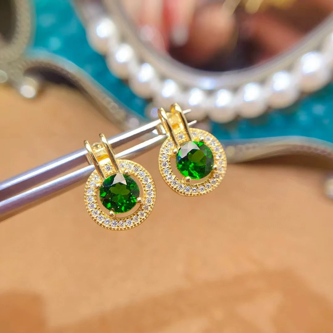 KJJEAXCMY Fine Jewelry Natural Diopside Women's Earrings S925 Pure Silver Exquisite Inlaid High Clarity Gems Support Testing
KJJEAXCMY Fine Jewelry Natural Diopside Women's Earrings S925 Pure Silver Exquisite Inlaid High Clarity Gems Support Testing