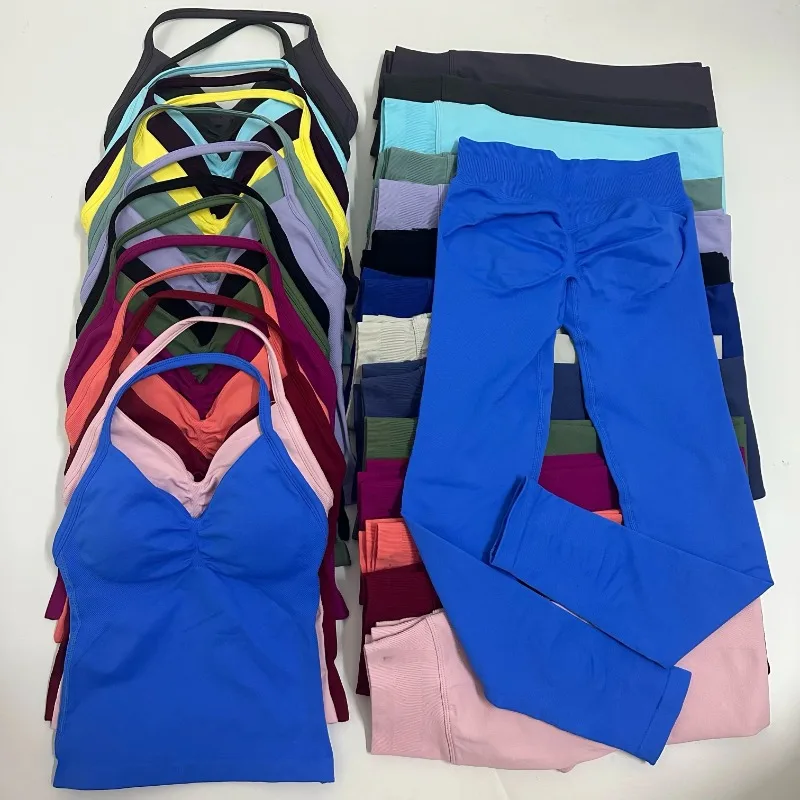 2-Piece Yoga Set Ladies Gym Training Leggings and Neck Tank Yoga Fitness Seamless Set Pilates Clothes Workout Sportswear
2-Piece Yoga Set Ladies Gym Training Leggings and Neck Tank Yoga Fitness Seamless Set Pilates Clothes Workout Sportswear