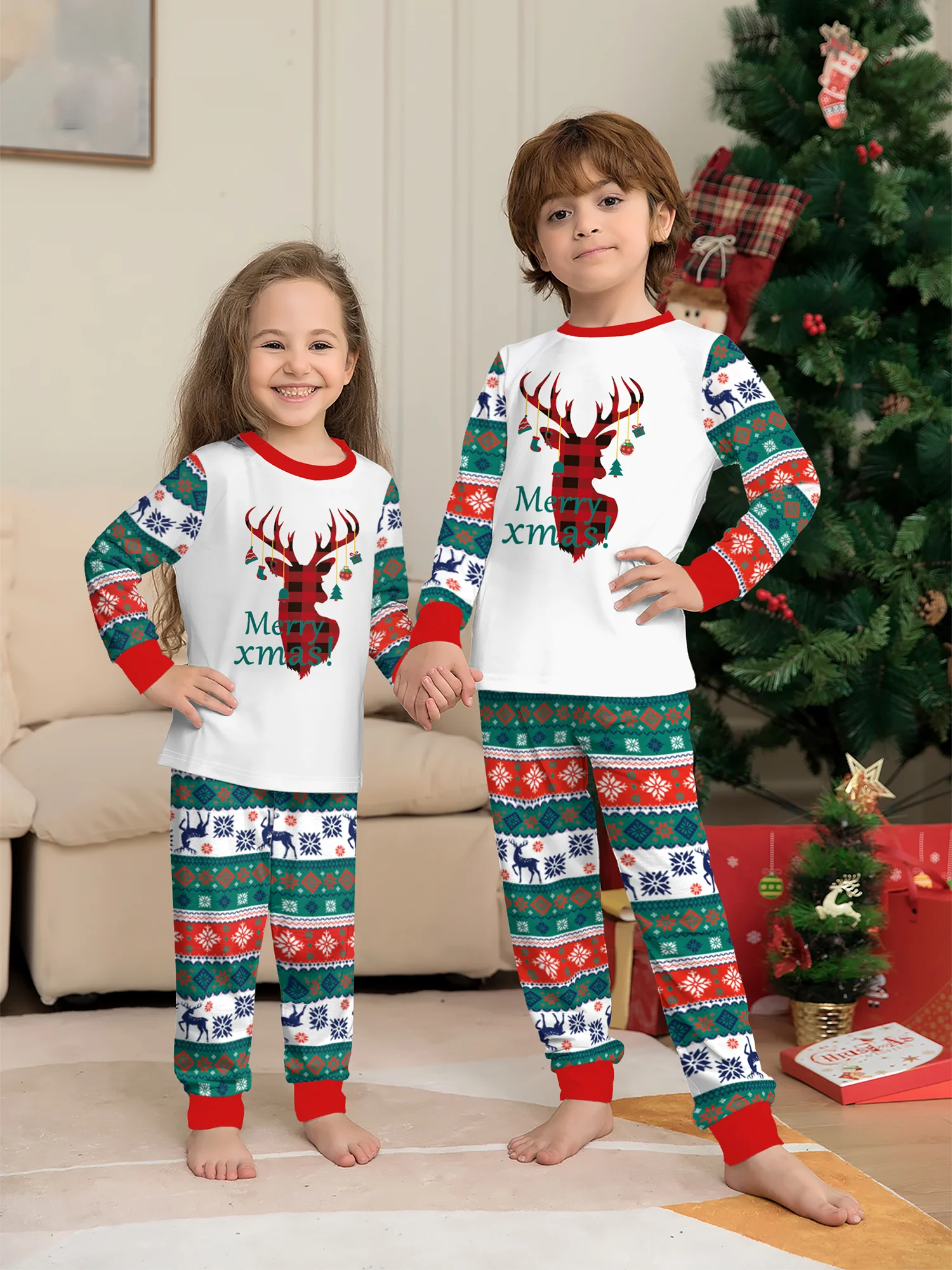Unisex Kids' Christmas Pajama Sets - Reindeer & "Merry xmas!" Print, Festive Patterns
Unisex Kids' Christmas Pajama Sets - Reindeer & "Merry xmas!" Print, Festive Patterns