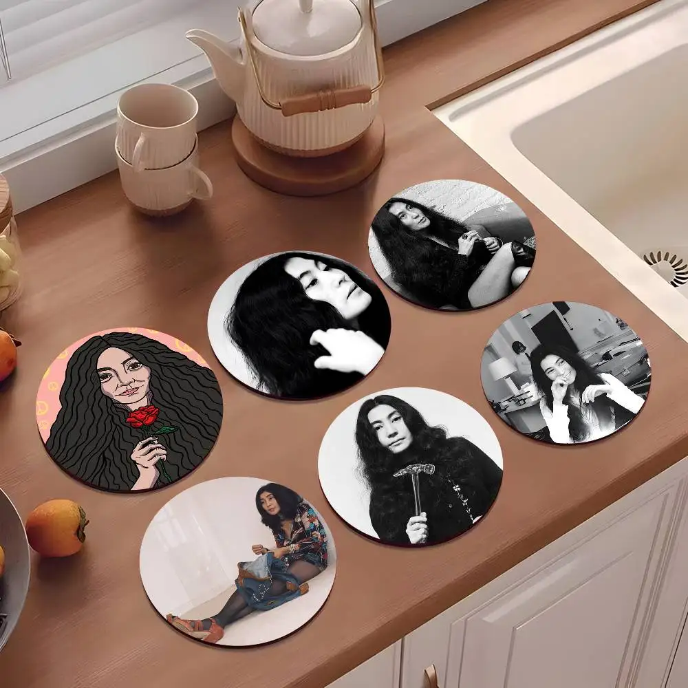 1pc Classic Yoko Ono Aesthetic Anime Wooden Coaster Colour Printing Cup Mat Home Desk Decoration Gifts
1pc Classic Yoko Ono Aesthetic Anime Wooden Coaster Colour Printing Cup Mat Home Desk Decoration Gifts