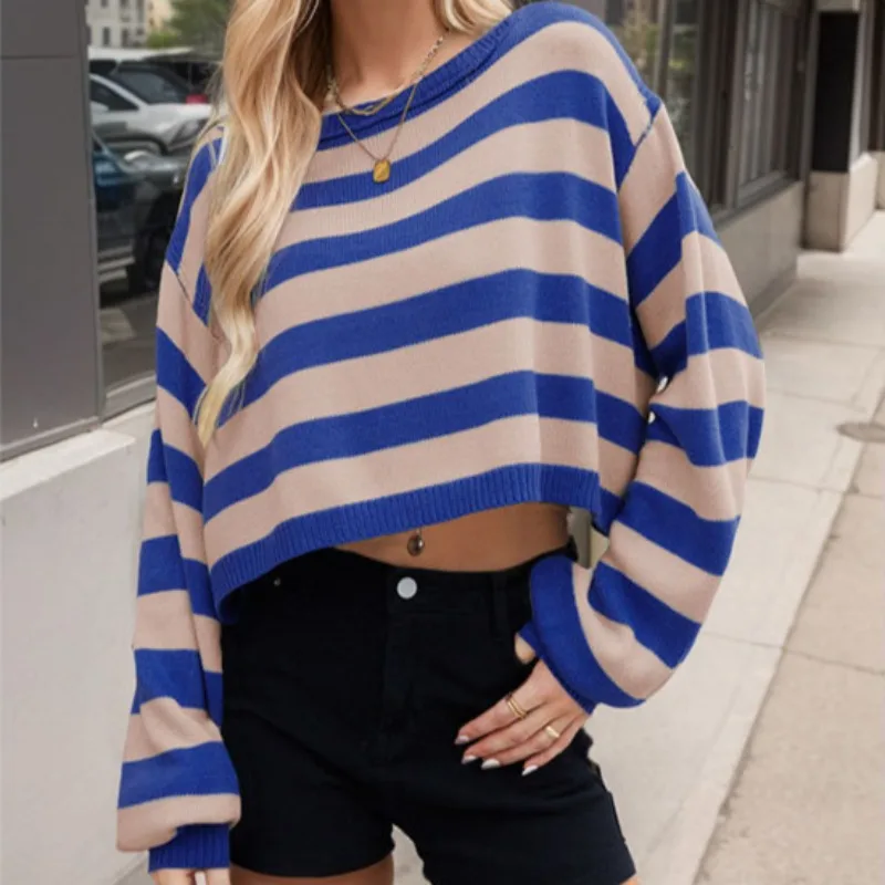 Autumn/Winter Women's Hoodie Casual Sweater Striped Loose Short Knitted Top Temperament Commuting New Female Fashion Pullovers
Autumn/Winter Women's Hoodie Casual Sweater Striped Loose Short Knitted Top Temperament Commuting New Female Fashion Pullovers