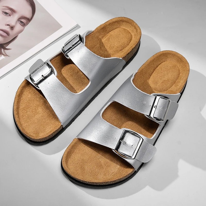 2025 Summer Silver Slippers Man Woman Mules Shoes Retro Double Buckle Men's Beach Sandals Non-slip Platform Indoor Slippers Men
2025 Summer Silver Slippers Man Woman Mules Shoes Retro Double Buckle Men's Beach Sandals Non-slip Platform Indoor Slippers Men