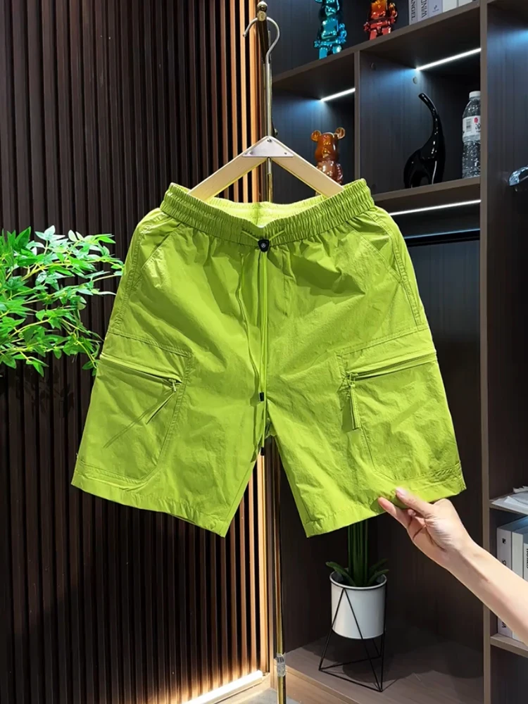 Новые летние мужские свободные шорты на молнии, дышащие пляжные брюки, повседневные прямые брюки со средней талией, молодежная мода NK
Новые летние мужские свободные шорты на молнии, дышащие пляжные брюки, повседневные прямые брюки со средней талией, молодежная мода NK