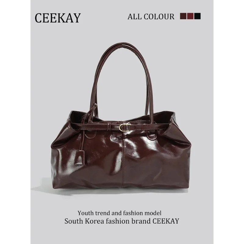 2026 New CEEKAY Oil Wax Leather Tote Bag, Vintage Shoulder Bag with Belt Decor, Large Capacity Casual Handbag for Women hand bag
2026 New CEEKAY Oil Wax Leather Tote Bag, Vintage Shoulder Bag with Belt Decor, Large Capacity Casual Handbag for Women hand bag