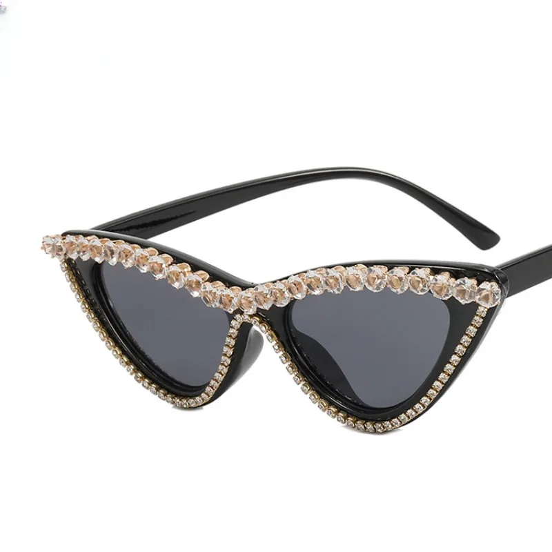 New Personality Fashion Cat Eye Colorful Big Diamond Glasses Droplet shaped Sunglasses Cat Eye Diamond Sun Glasses
New Personality Fashion Cat Eye Colorful Big Diamond Glasses Droplet shaped Sunglasses Cat Eye Diamond Sun Glasses