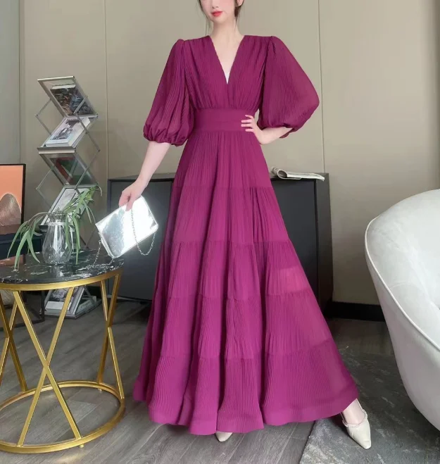 New oversized layered V-neck waist cinched pleated dress for women's A-line dress
New oversized layered V-neck waist cinched pleated dress for women's A-line dress