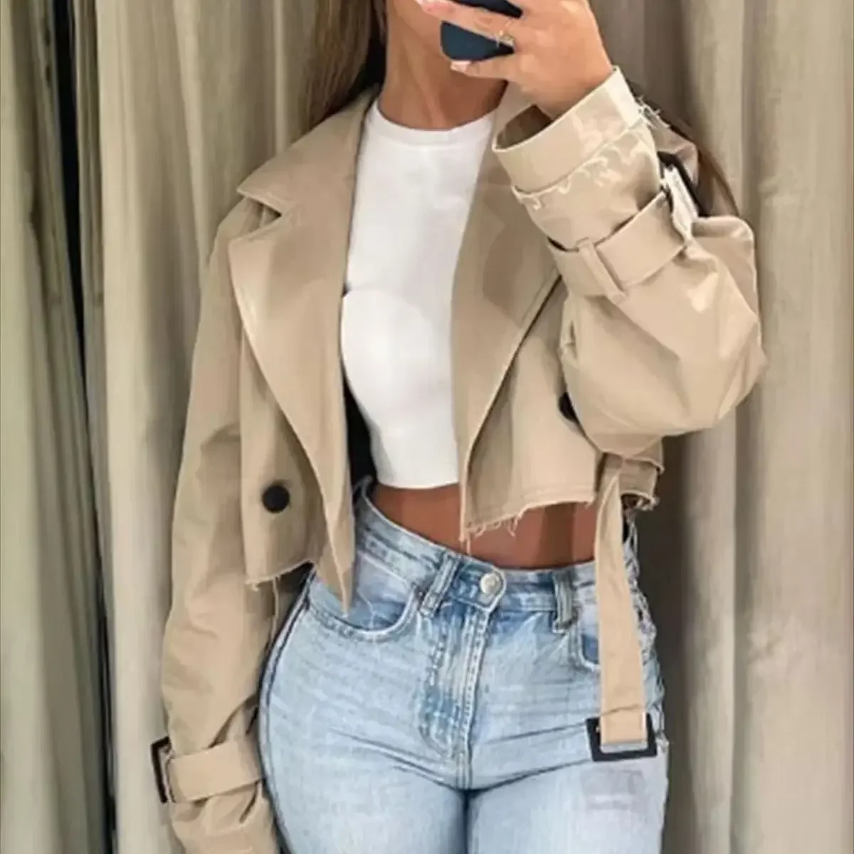 Women Fashion Belt Cropped Coat Long Sleeve Turn Down Collar Short Jacket Vintage Chic Double Breasted Trench Coats Lady Outfit
Women Fashion Belt Cropped Coat Long Sleeve Turn Down Collar Short Jacket Vintage Chic Double Breasted Trench Coats Lady Outfit