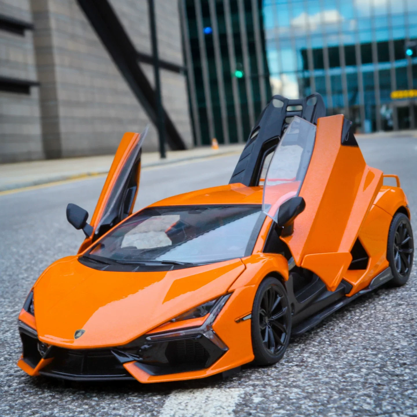 1:18 Revuelto Sports Car Toys Model Car Alloy Diecasts Model Vehicle with Sound Light Car for Boys Birthday Gifts
1:18 Revuelto Sports Car Toys Model Car Alloy Diecasts Model Vehicle with Sound Light Car for Boys Birthday Gifts