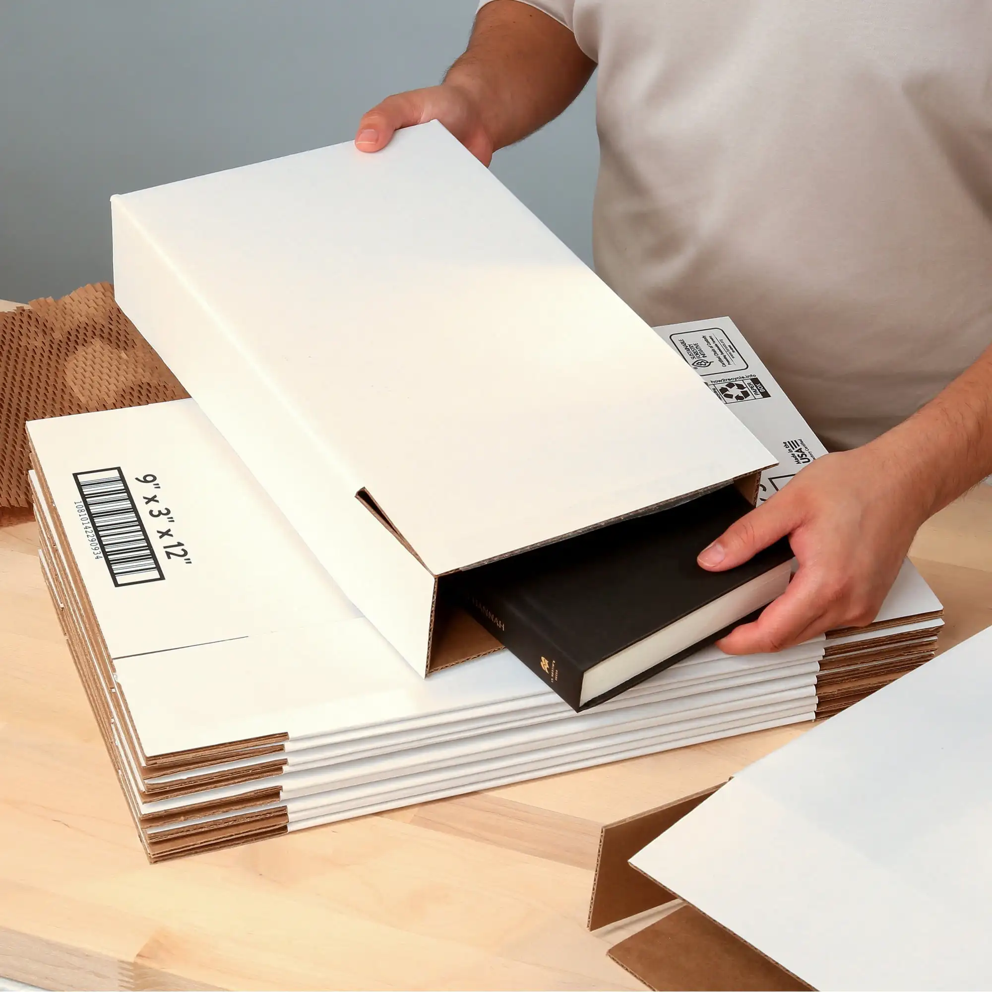 Pen+Gear Side-Loading Shipping Box, 9 in. L x 12 in. W x 3 in. H, White, 30-Count Case
Pen+Gear Side-Loading Shipping Box, 9 in. L x 12 in. W x 3 in. H, White, 30-Count Case