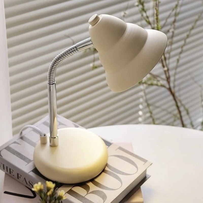 Cream Wind Desk Lamp Children's Room Bedroom Study Table Light Korean Retro Creative Simple Decorative Atmosphere Night Lights
Cream Wind Desk Lamp Children's Room Bedroom Study Table Light Korean Retro Creative Simple Decorative Atmosphere Night Lights