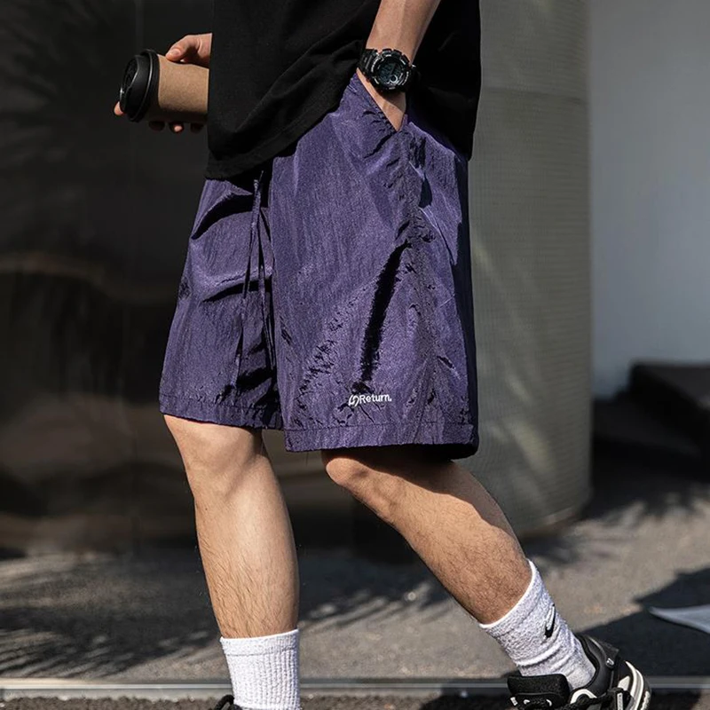 Men's Metal Texture Beach Shorts New Summer Versatile Straight Leg Outdoors Casual Fashion Contrast Embroidered Short Trousers
Men's Metal Texture Beach Shorts New Summer Versatile Straight Leg Outdoors Casual Fashion Contrast Embroidered Short Trousers