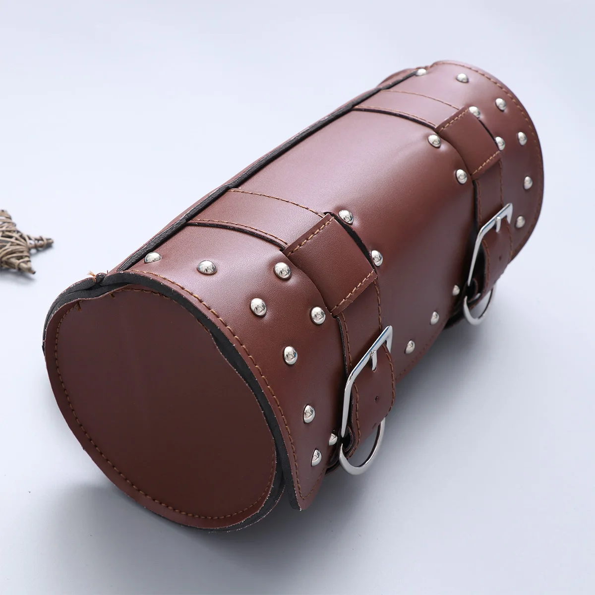 Motorcycle Tool Bag Waterproof Pu Handlebar Storage Brown For Cruiser Pack Motorbike Riding
Motorcycle Tool Bag Waterproof Pu Handlebar Storage Brown For Cruiser Pack Motorbike Riding