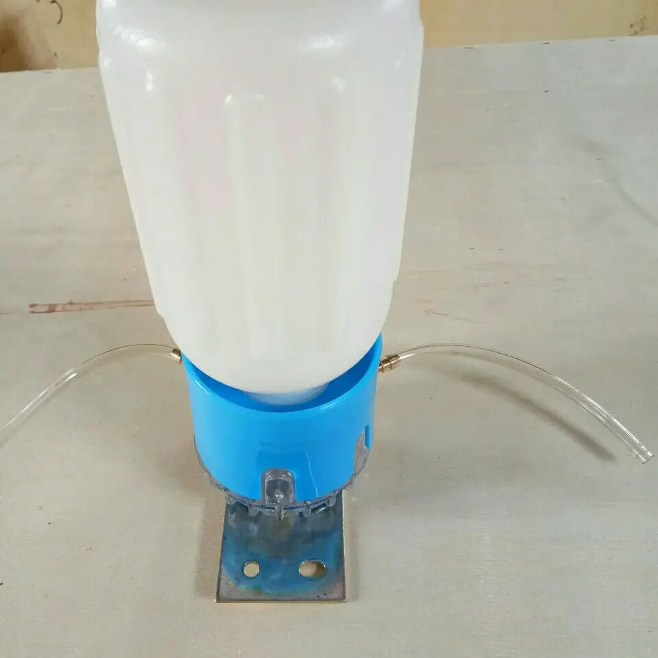 Rotary vane vacuum pump oil pot and various accessories of milking machine
Rotary vane vacuum pump oil pot and various accessories of milking machine