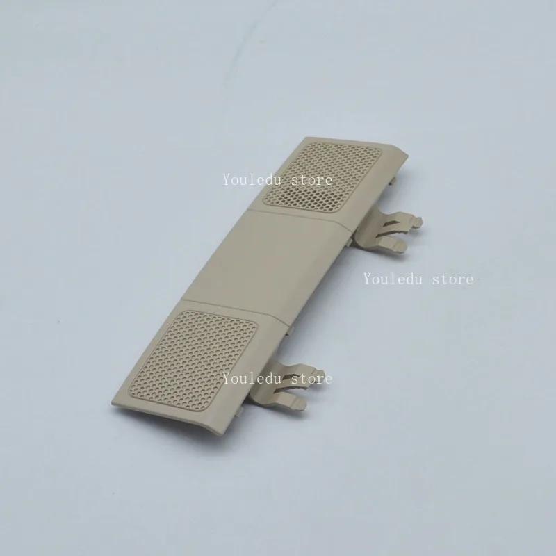 Suitable for Passat Tiguan Haorui Top Light Cover Plate Top Light Cover Front Reading Light Cover Shield Beige
Suitable for Passat Tiguan Haorui Top Light Cover Plate Top Light Cover Front Reading Light Cover Shield Beige