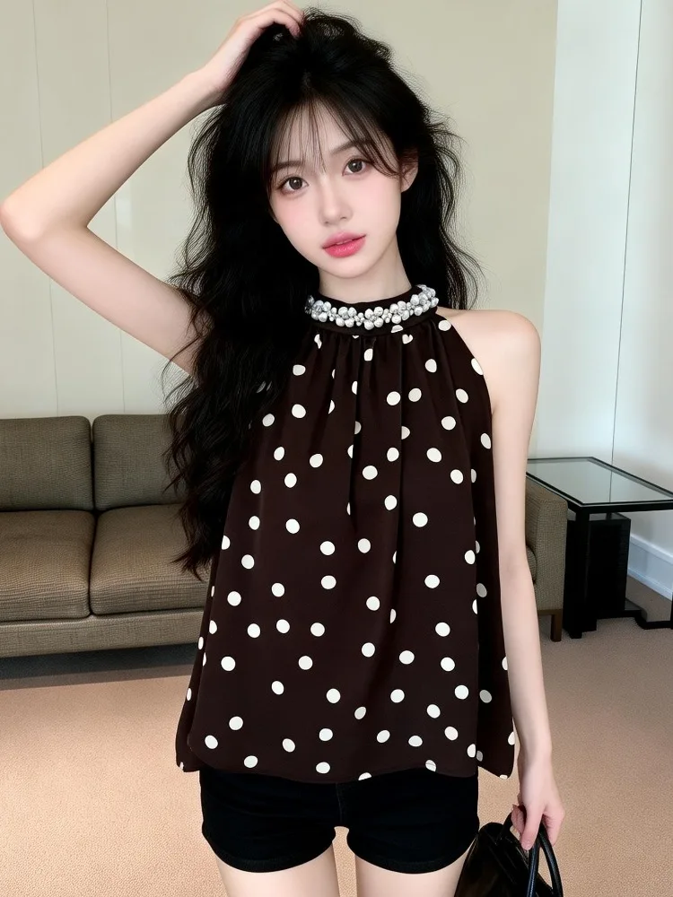 Summer New Style Women's Polka Dot Sleeveless Short Vest Loose Fit Slimming Fashionable Light Luxury Wave Bead Design City Walk
Summer New Style Women's Polka Dot Sleeveless Short Vest Loose Fit Slimming Fashionable Light Luxury Wave Bead Design City Walk