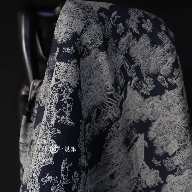 Темно-синяя джинсовая ткань с пейзажной жаккардовой вышивкой, модельер ручной работы для одежды, шитье своими руками по метрам, оптовая продажа 
Темно-синяя джинсовая ткань с пейзажной жаккардовой вышивкой, модельер ручной работы для одежды, шитье своими руками по метрам, оптовая продажа