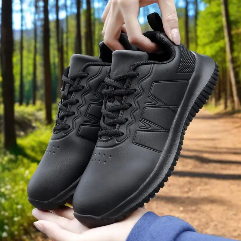 Daily casual simple atmosphere fashion classic black non-slip men's shoes women's shoes couple sports shoes
Daily casual simple atmosphere fashion classic black non-slip men's shoes women's shoes couple sports shoes