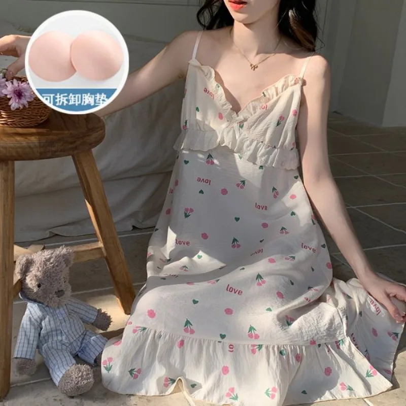 Korean Sweet Print Nightgown with Chest Pad Women Summer Thin Sling Pajamas Dress Home Clothes Can Be Worn Outside Loungewear
Korean Sweet Print Nightgown with Chest Pad Women Summer Thin Sling Pajamas Dress Home Clothes Can Be Worn Outside Loungewear
