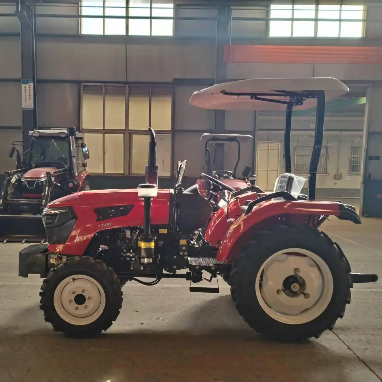 4WD Farm Tractor 160HP-200HP Rated Power Essential for Farm Work
4WD Farm Tractor 160HP-200HP Rated Power Essential for Farm Work