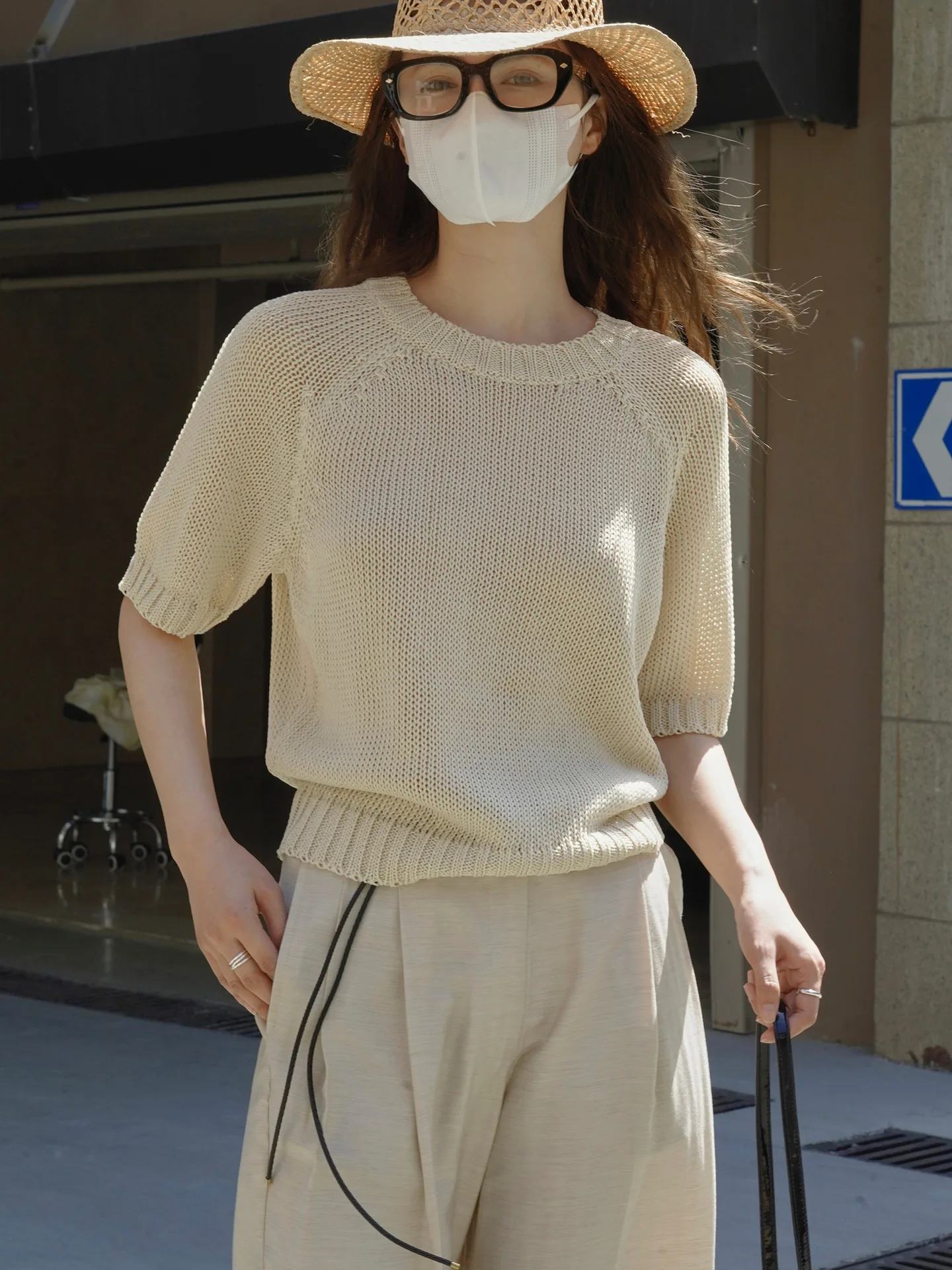 Spring Summer Casual round Neck Knitted Shirt Cool Breathable Loose Fit Women's Short Sleeve T-Shirt Linen like Fabric Half H...
Spring Summer Casual round Neck Knitted Shirt Cool Breathable Loose Fit Women's Short Sleeve T-Shirt Linen like Fabric Half H...