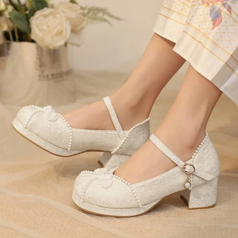 Spring Autumn New Style Fashion High-heeled Women's Shoes Solid Color Round Head Sweet Butterfly-knot Square Knot Women's Shoes
Spring Autumn New Style Fashion High-heeled Women's Shoes Solid Color Round Head Sweet Butterfly-knot Square Knot Women's Shoes