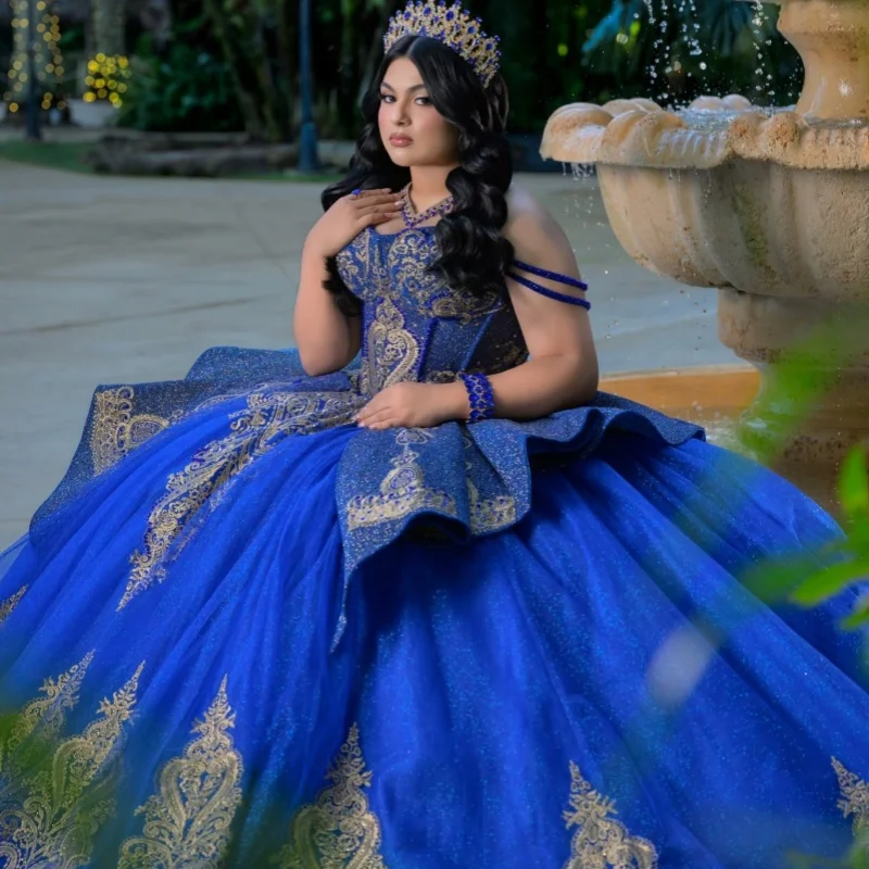 Royal Blue Quinceanera Dress off-shoulder Crystal Glitter Decal Layering Long tail Bow vestidos de 15 Quinceanera Customize
Royal Blue Quinceanera Dress off-shoulder Crystal Glitter Decal Layering Long tail Bow vestidos de 15 Quinceanera Customize