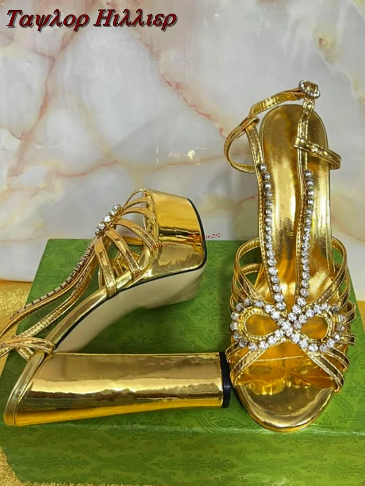 Gold Bow Rhinestone Water Platform High-Heeled Shoes Women'S Round Head Thick Heel Hollow Simple Banquet Dress Sandals Summer 46
Gold Bow Rhinestone Water Platform High-Heeled Shoes Women'S Round Head Thick Heel Hollow Simple Banquet Dress Sandals Summer 46