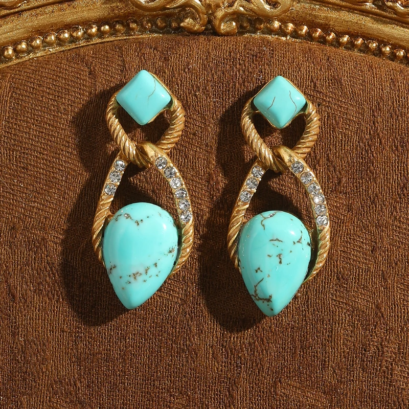 Natural Turquoise Stone Drop Earrings Vintage 8 Shape Design Antique Gold Plated Jewelry Luxury Girls 2026 Ceremony Art Deco New
Natural Turquoise Stone Drop Earrings Vintage 8 Shape Design Antique Gold Plated Jewelry Luxury Girls 2026 Ceremony Art Deco New