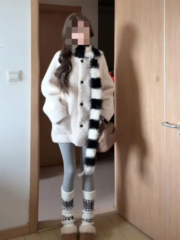 Korean Sle ort Loose Faionable Coat Cute Wind Age Reduction Trendy Winter Outerwear Button Detail Long Sve round Ne
Korean Sle ort Loose Faionable Coat Cute Wind Age Reduction Trendy Winter Outerwear Button Detail Long Sve round Ne