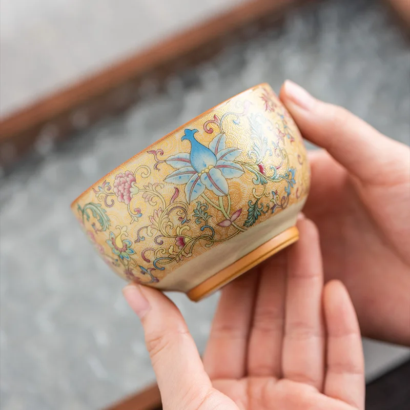 Enamel full color Ru kiln master tea cup light luxury retro tea cup gift box hardbound high-grade
Enamel full color Ru kiln master tea cup light luxury retro tea cup gift box hardbound high-grade
