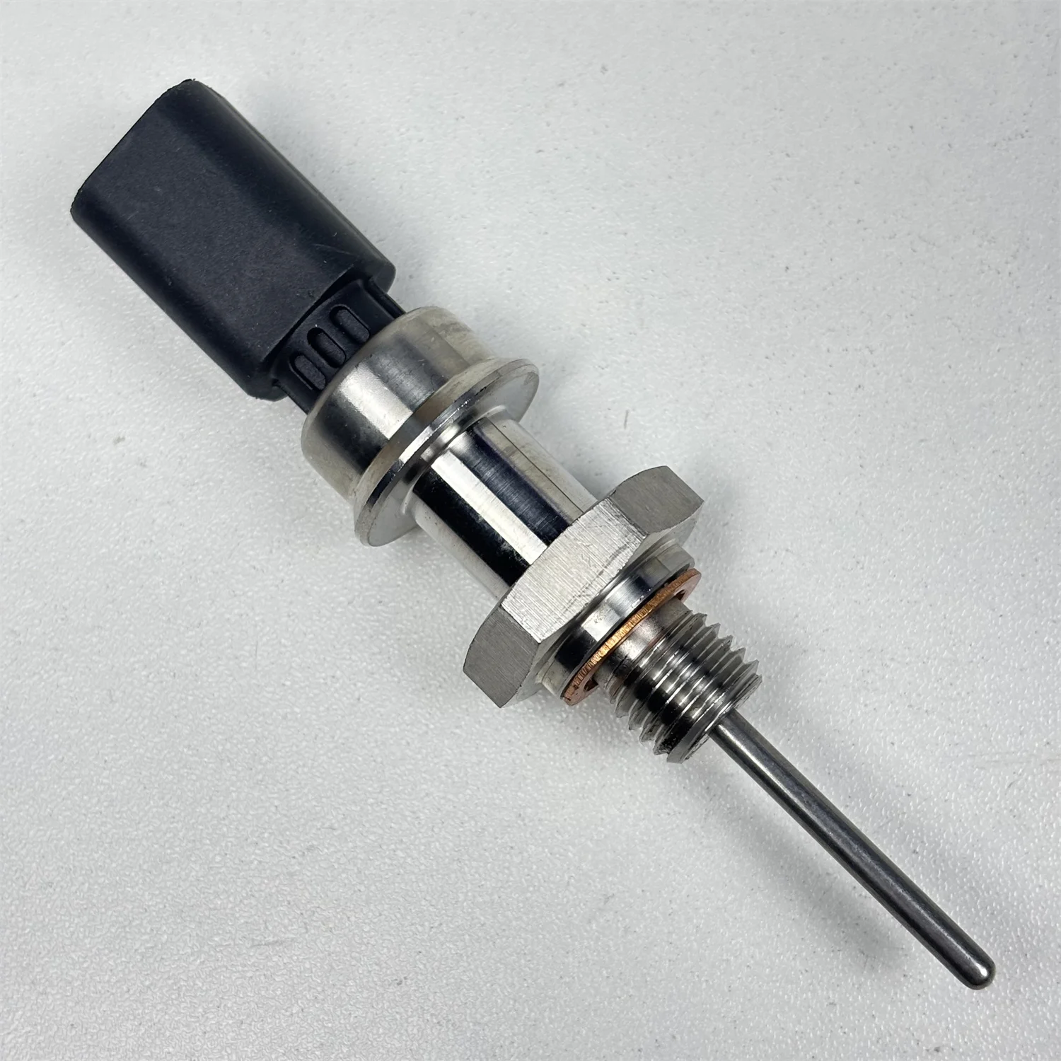 Temperature Sensor RE537636 for John Deere 670G 672G 5090M 5100M 5100MH 5115M
Temperature Sensor RE537636 for John Deere 670G 672G 5090M 5100M 5100MH 5115M