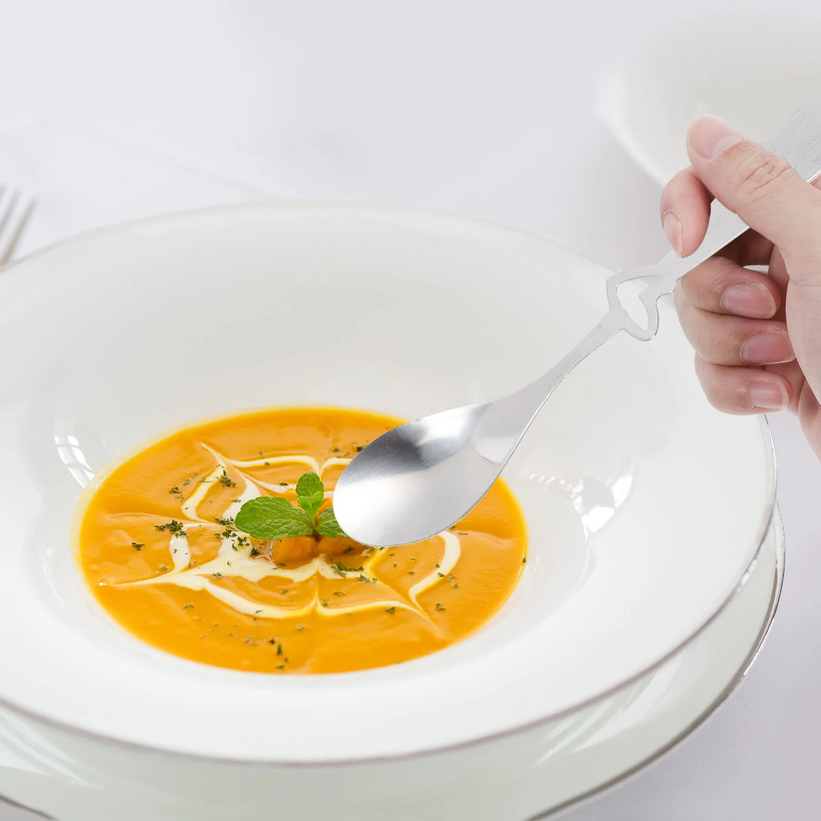 4Sets Wedding Fork Spoon Set Heart Decorated Romantic Cutlery Gift for Bridal Shower Engagement Wedding Party Favor 
4Sets Wedding Fork Spoon Set Heart Decorated Romantic Cutlery Gift for Bridal Shower Engagement Wedding Party Favor