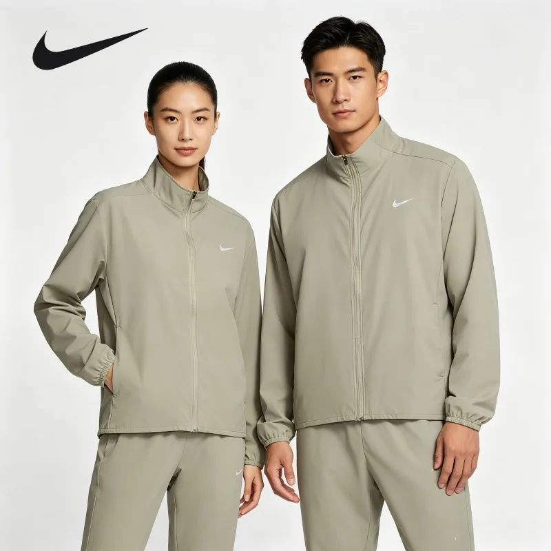 Nike Woven Stand Collar Bomber Jacket Spring Fall Minimal Swoosh Logo Street Daily Thin OuterwearFB7500-320 1PCS
Nike Woven Stand Collar Bomber Jacket Spring Fall Minimal Swoosh Logo Street Daily Thin OuterwearFB7500-320 1PCS