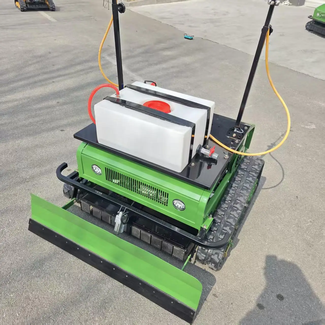 Tracked RC Lawn Mower, Stable & Safe on Slopes, Cuts Grass & Brush for Orchard, Farm and Park (customized) Customizable sprayer
Tracked RC Lawn Mower, Stable & Safe on Slopes, Cuts Grass & Brush for Orchard, Farm and Park (customized) Customizable sprayer