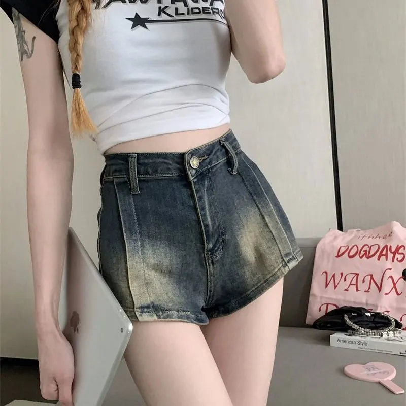 Fashion American High Waist Hotsweet Shorts Summer Vintage Straight Women's Clothing Aura Distressed Spliced Basic Denim Shorts
Fashion American High Waist Hotsweet Shorts Summer Vintage Straight Women's Clothing Aura Distressed Spliced Basic Denim Shorts