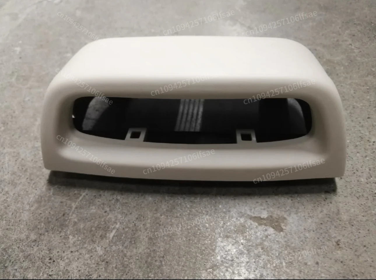 Applicable to Fujian Mercedes-Benz V260L roof air conditioner control switch panel V260 rear air conditioner switch cover
Applicable to Fujian Mercedes-Benz V260L roof air conditioner control switch panel V260 rear air conditioner switch cover